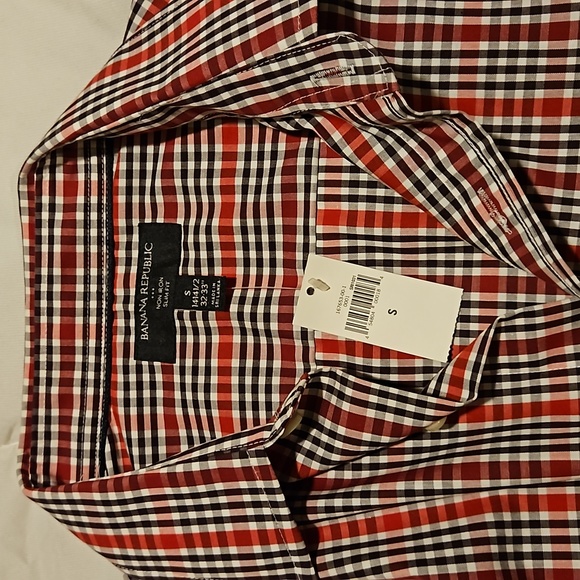 Banana Republic Dress Shirts - Picture 3 of 4